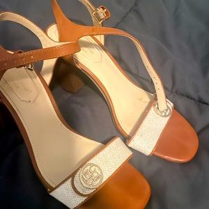 Liz Claiborne strappy sandals